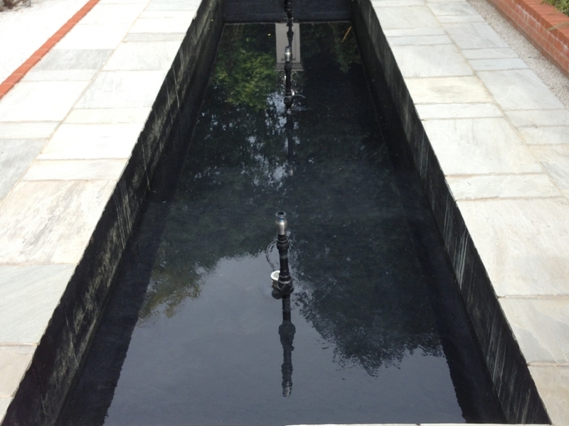 Broxbourne, Hertfordshire water feature clean