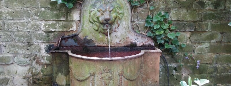 Waterfeature refurbishment in Cannonbury, Islington, London.