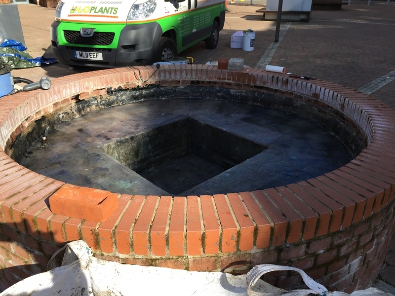 Oxford waterfeature clean and GRP