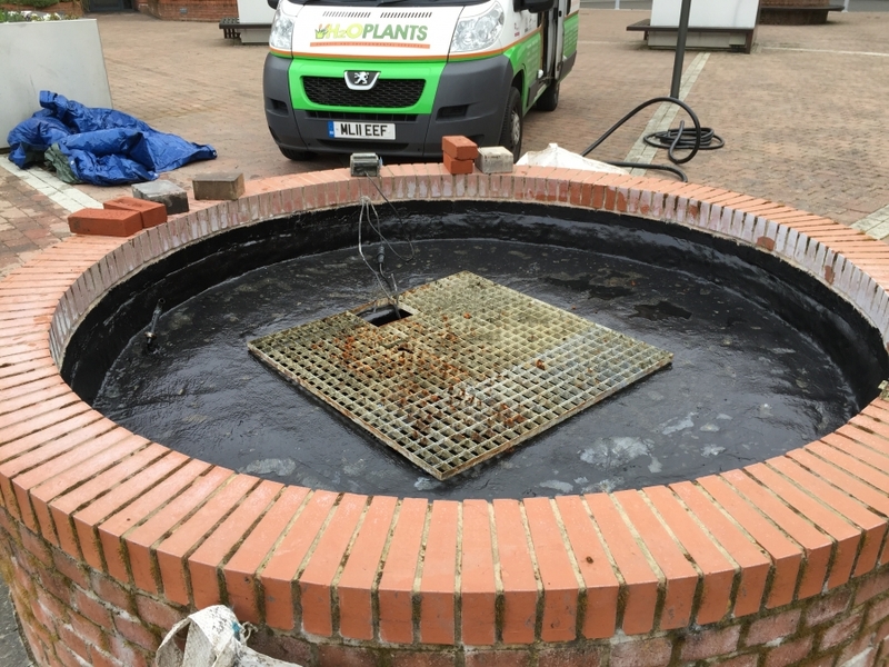 Oxford waterfeature clean and GRP