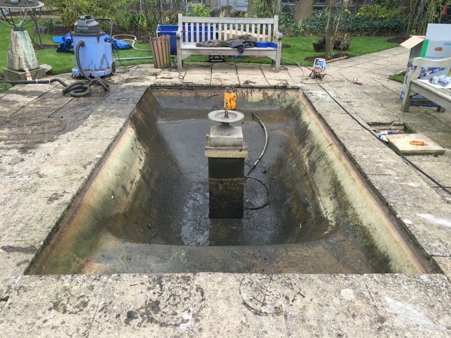 Downing College, Cambridge University, Cambridgeshire pond renovation